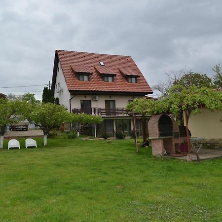 Villa Siret Sendreni Bagian luar foto