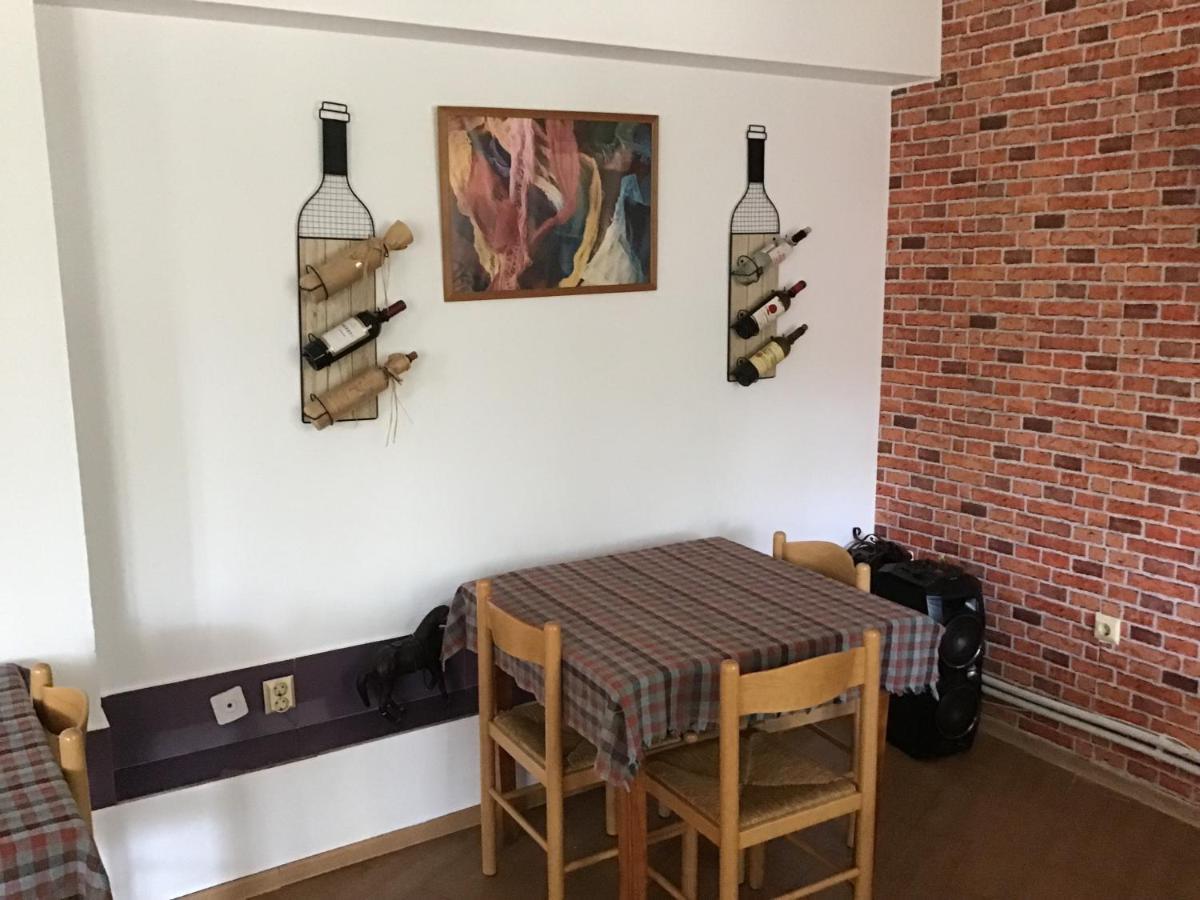 Villa Siret Sendreni Bagian luar foto